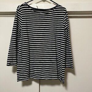 Old Navy, black & white striped tunic w/3/4 length sleeves, size L